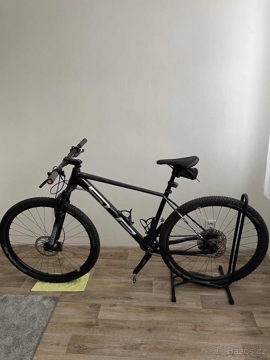 SUPERIOR XP 919 – GLOSS BLACK RAINBOW