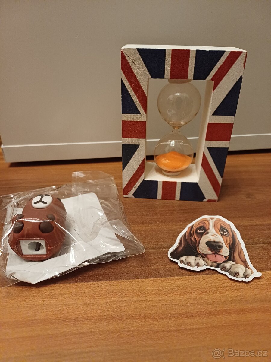 Presypaci hodiny a orezavatko s nalepkou