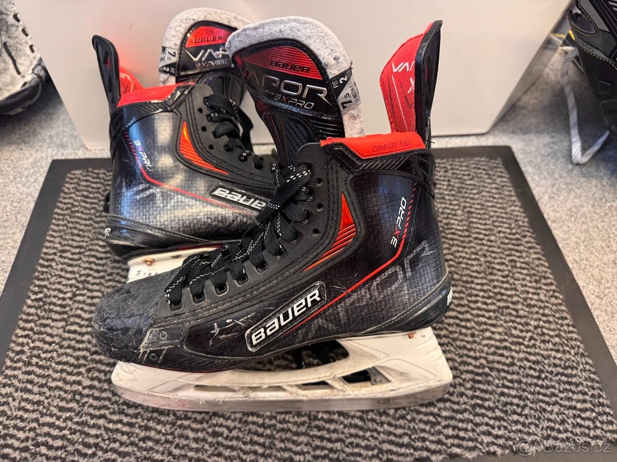 BRUSLE BAUER VAPOR 3X PRO, vel. 42,5/7,5 FIT2
