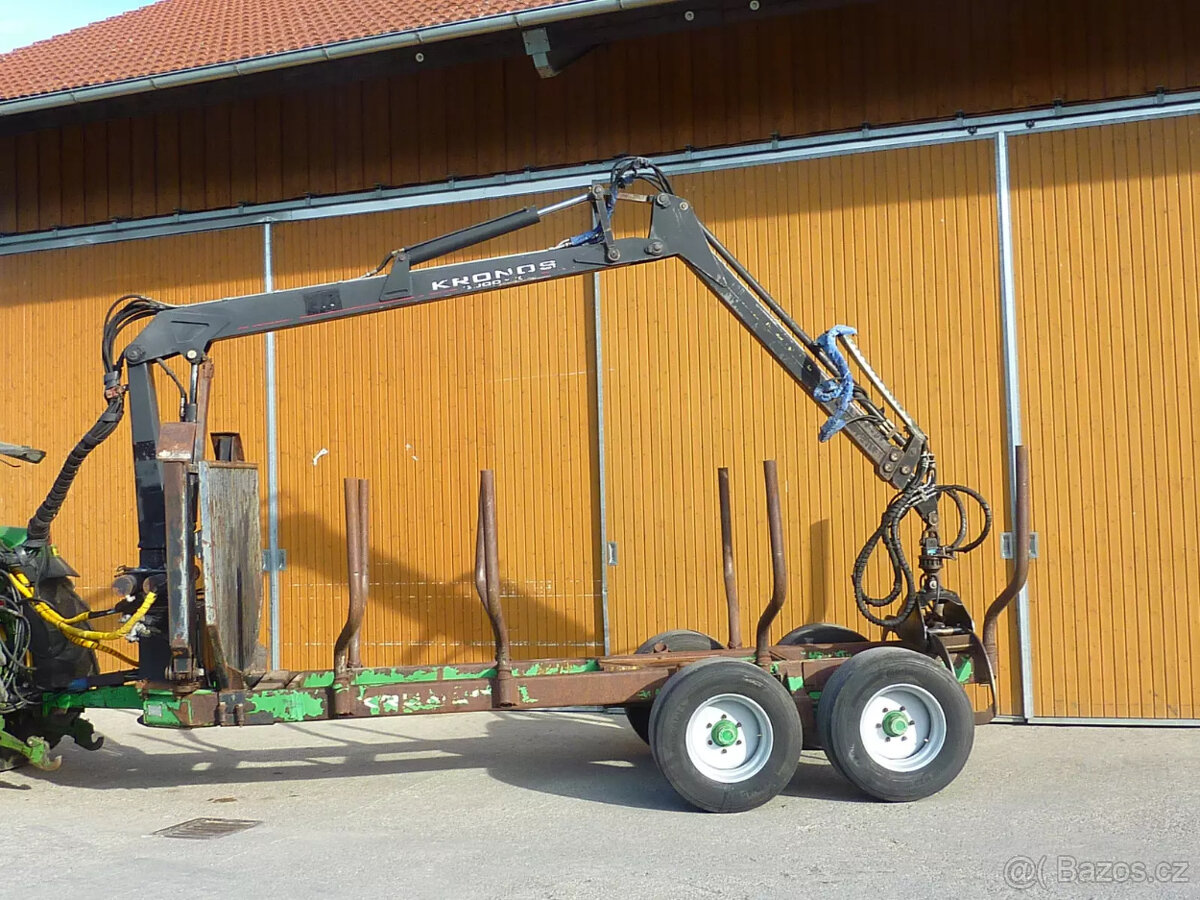 Lesnický přívěs Kronos 5000 XXL 9,8 m – hydraulický jeřáb