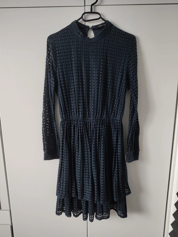 Krajkové šaty Reserved, vel. 38