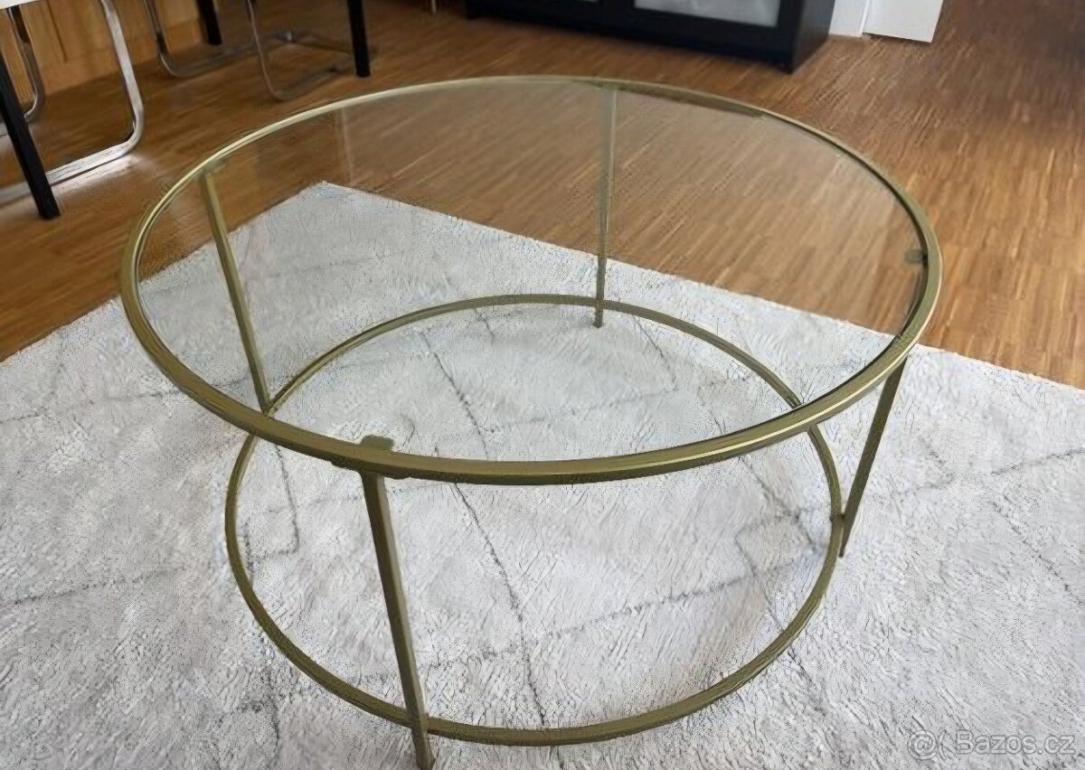 NOVÝ KONFERENČNÍ STOLEK