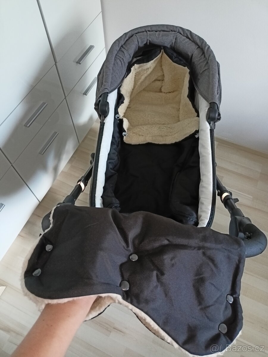 Fusak a rukávník z ovčí vlny