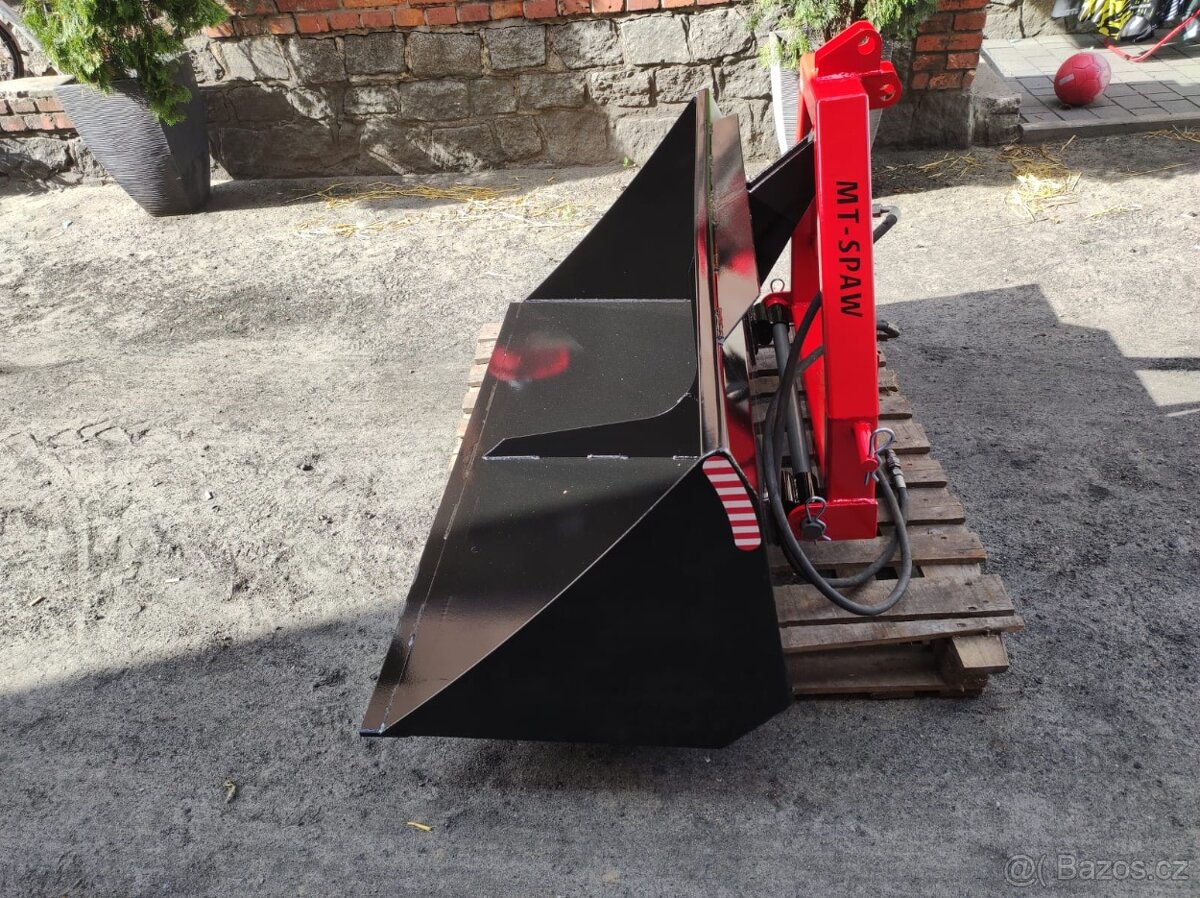 Výklopná lopata za traktor