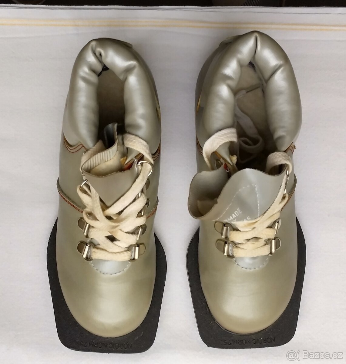 Retro dětské boty na běžky Botas