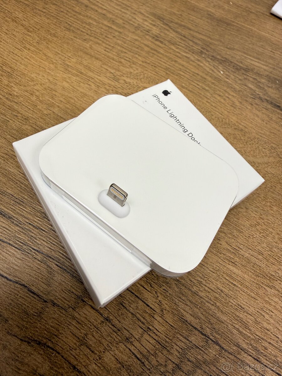Apple Lightning Dock, nový, nerozbalený stojánek