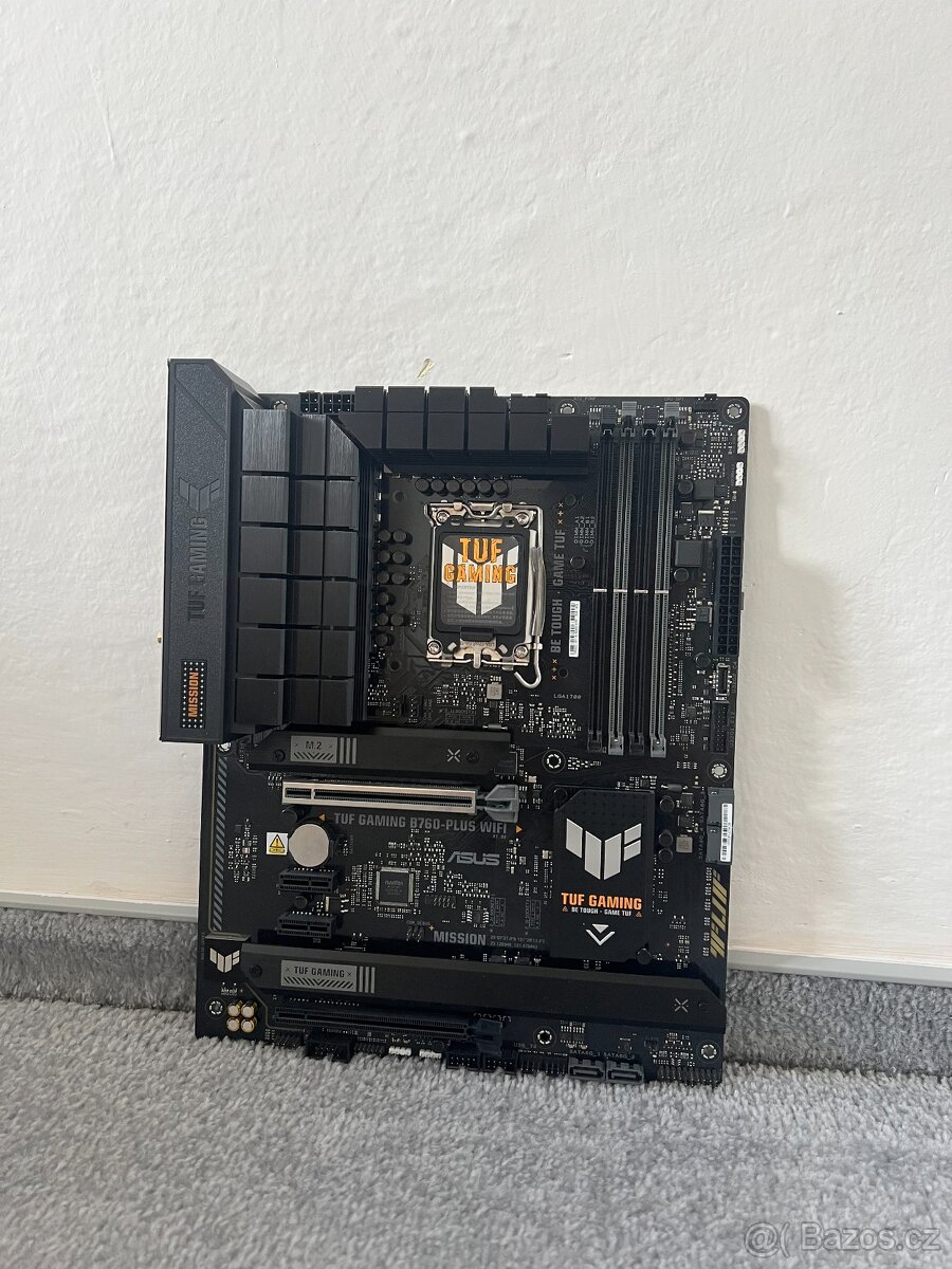 ASUS TUF GAMING B760-PLUS WIFI Socket intel 1700