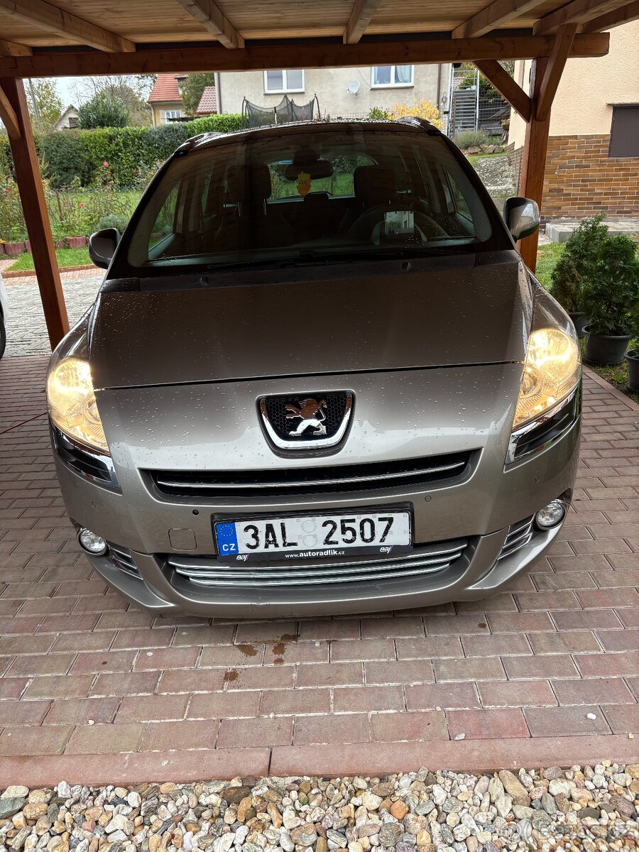 Peugeot 5008 1.9 HDi - automat