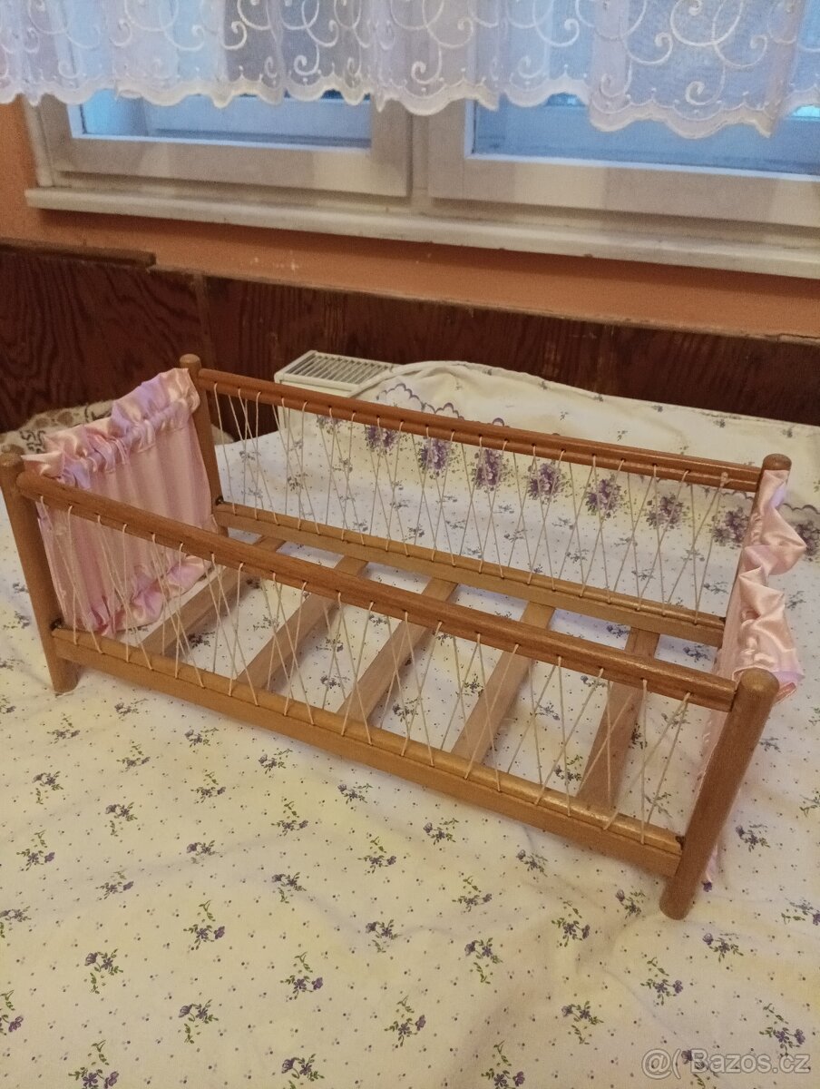 Retro hračky - postýlka