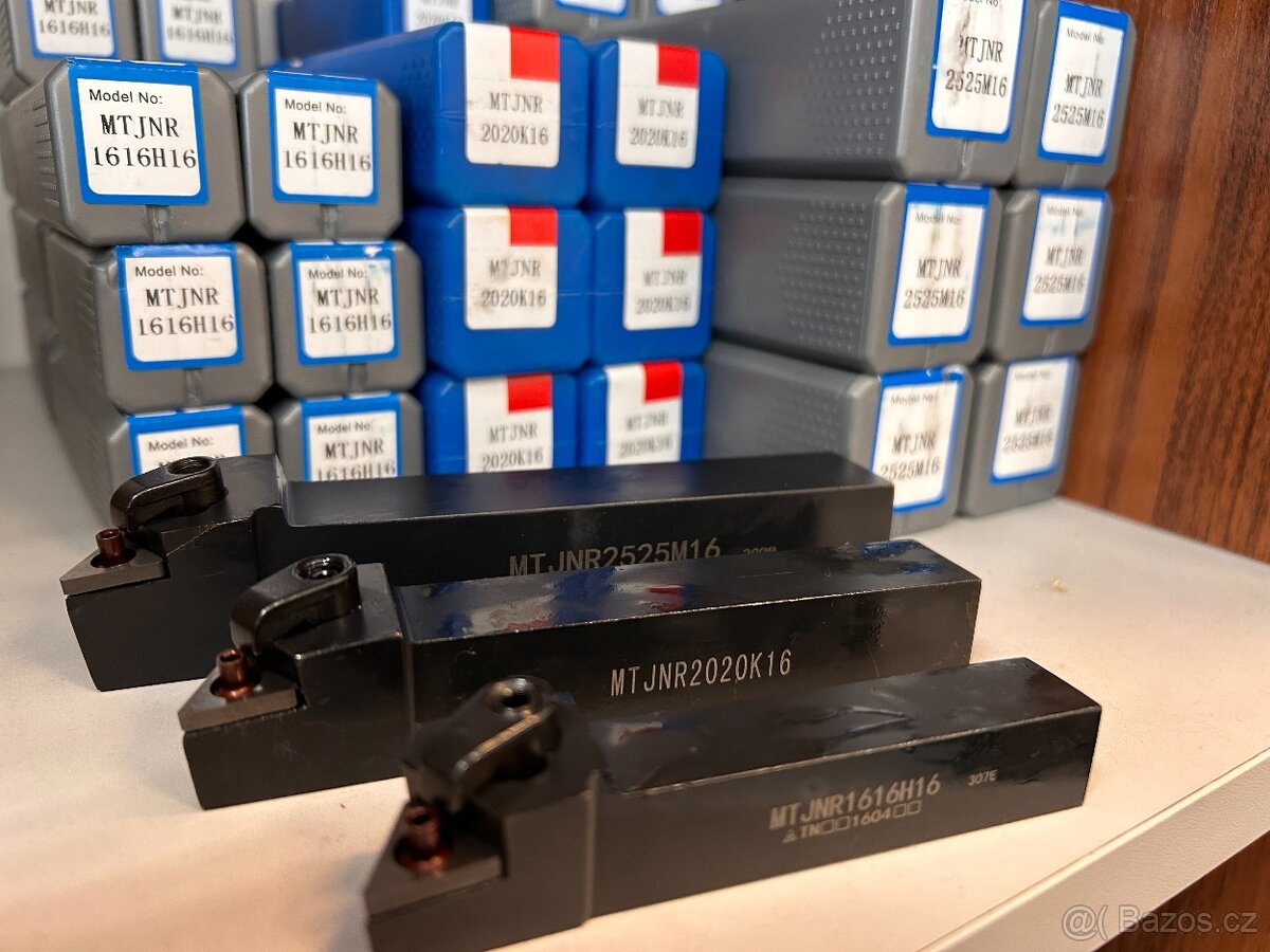 Soustružnický držák MTJNR 2020K16