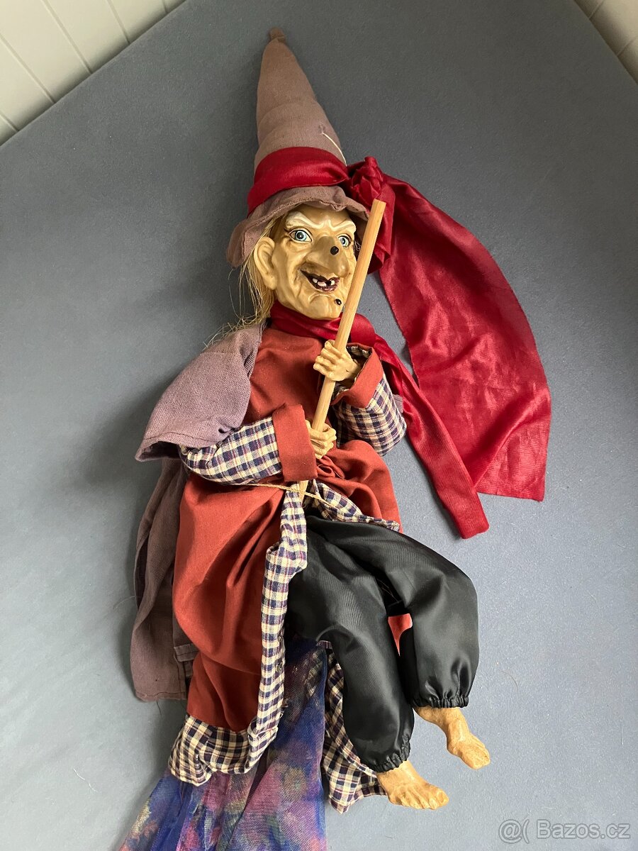 Závěsná dekorace - ježibaba, 60 cm