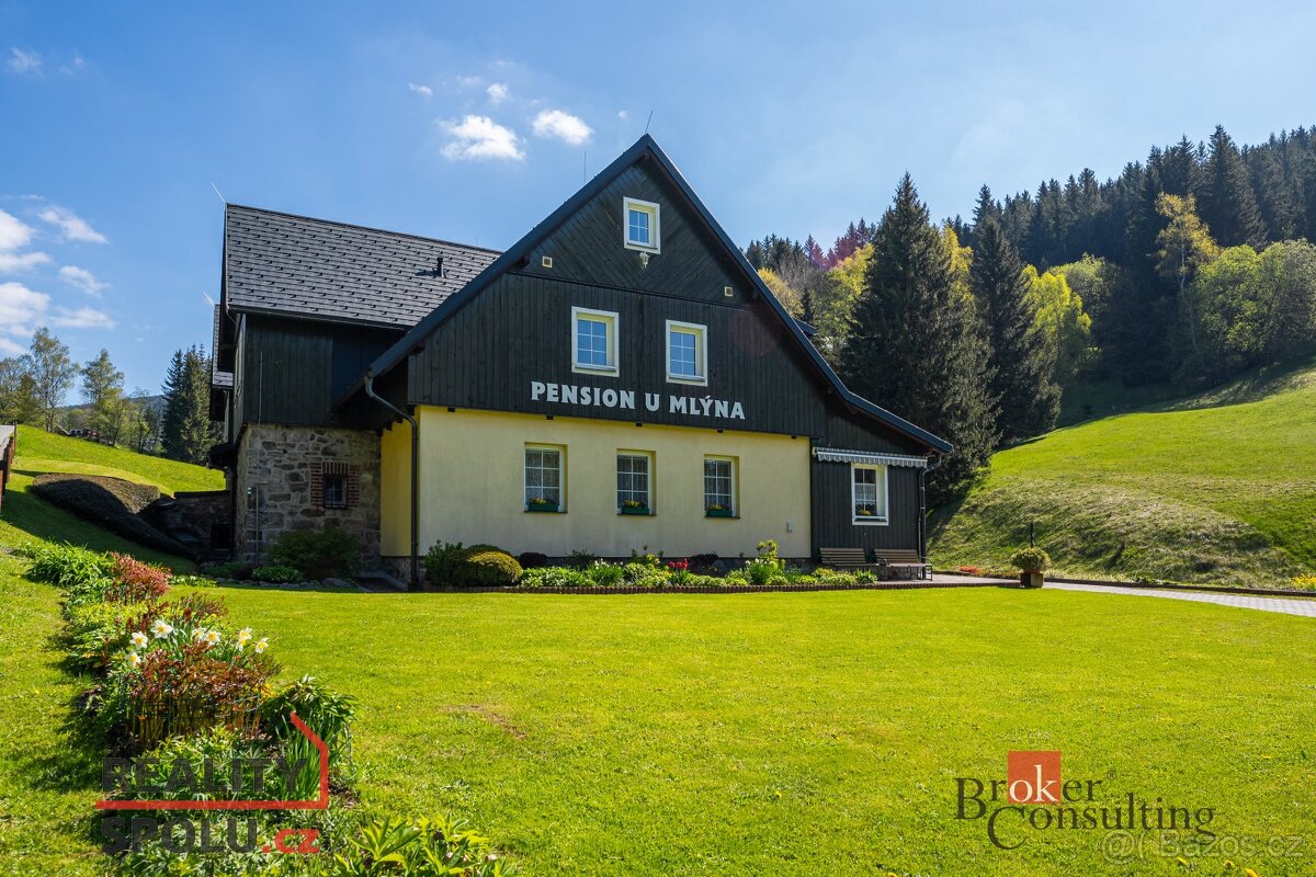 Prodej, komerční/ubytování, 528.64 m2, Dolní Malá Úpa, 54227