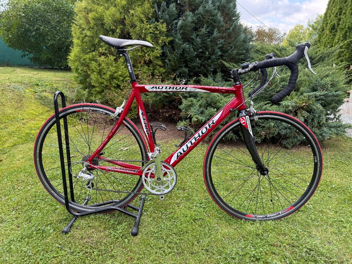 Prodám silniční kolo AUTHOR A3300 - TOP STAV