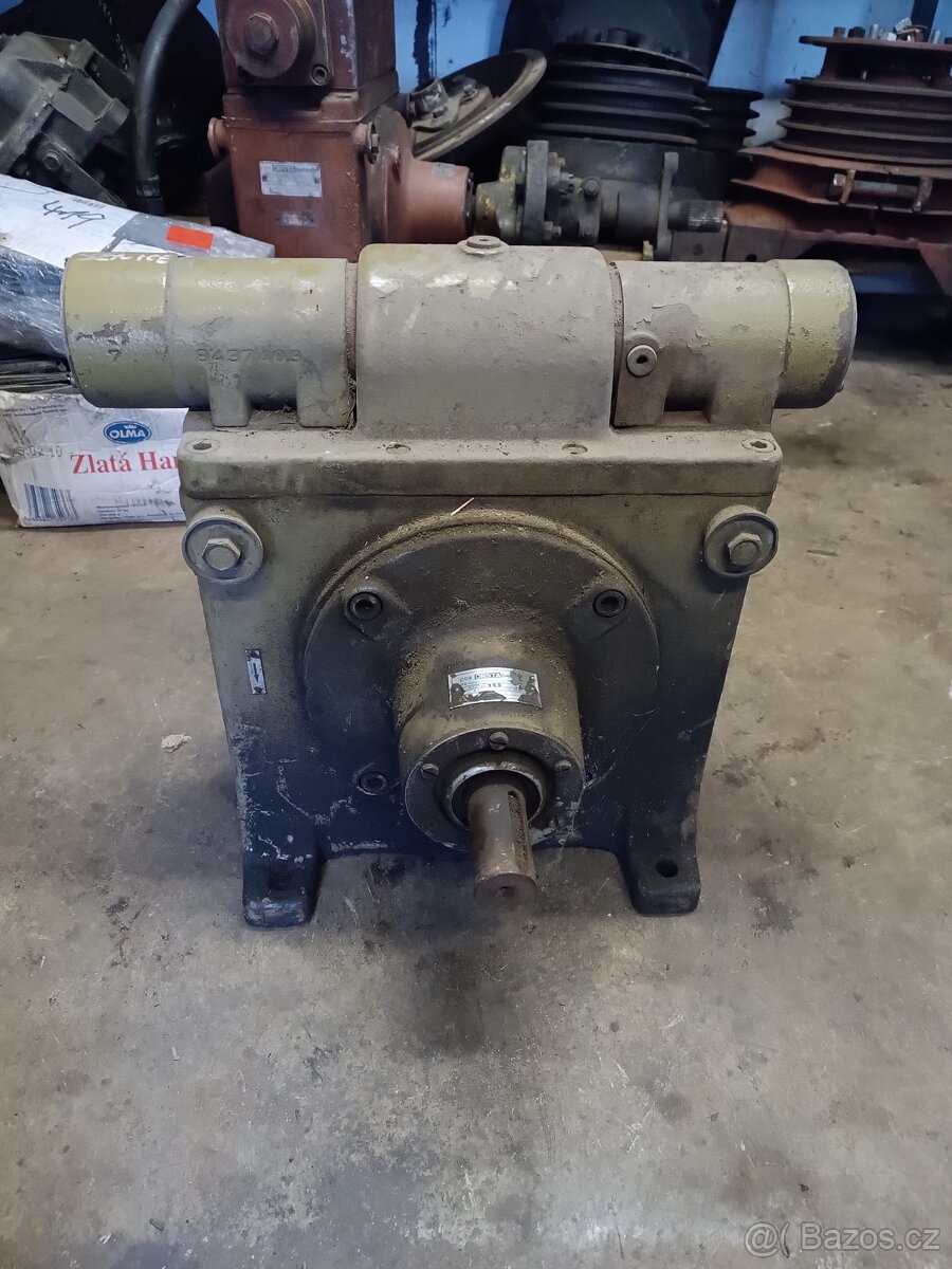 Hydraulické čerpadlo fortschritt T174