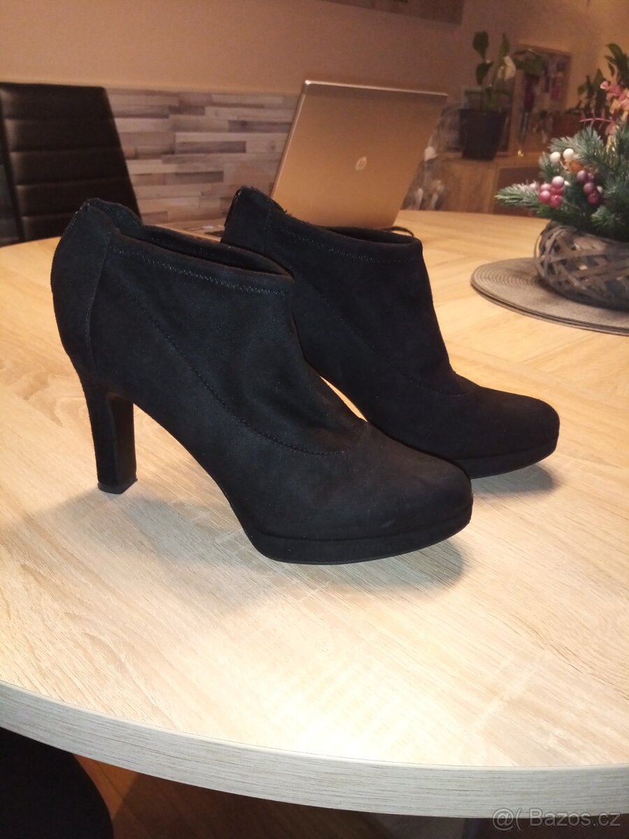 Dámské semišové boty