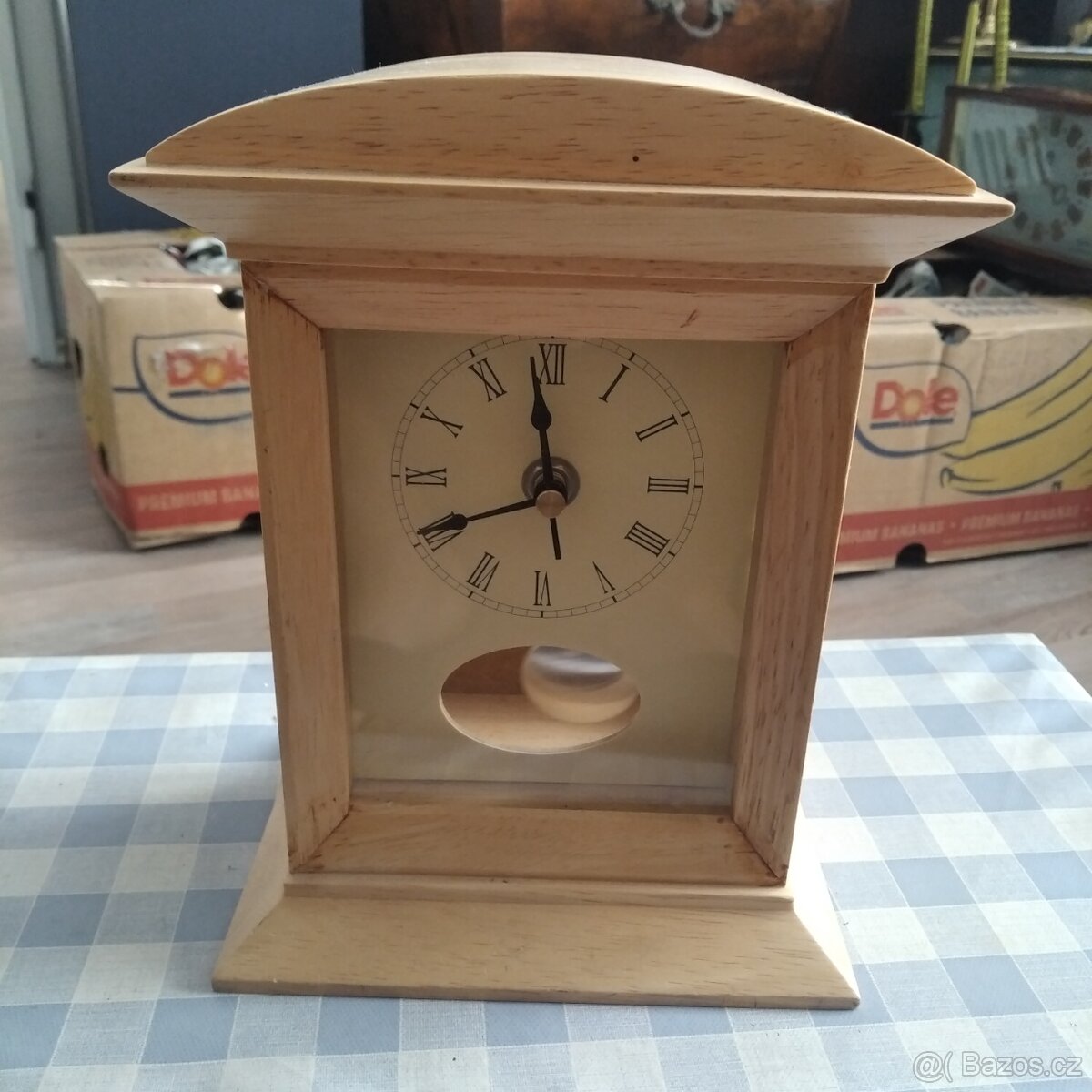 starozitne hodiny krbovky rocky