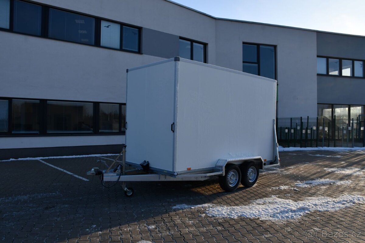 Skříňový přívěs 3,5 x 1,8 m, 2700 kg