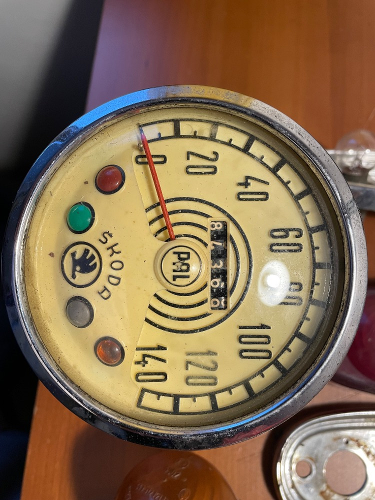 Spartak ND + helma + volant kolíňák + ND trabant