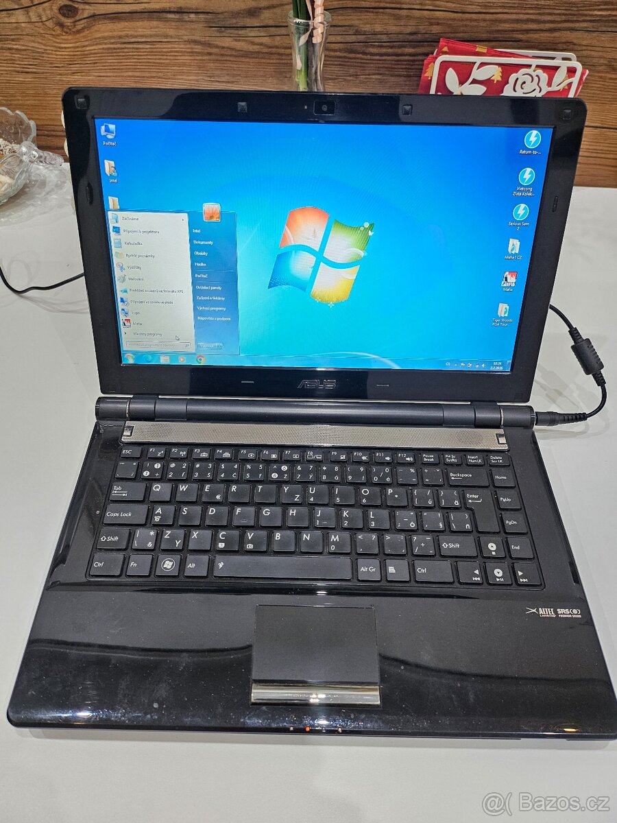 Asus U80V