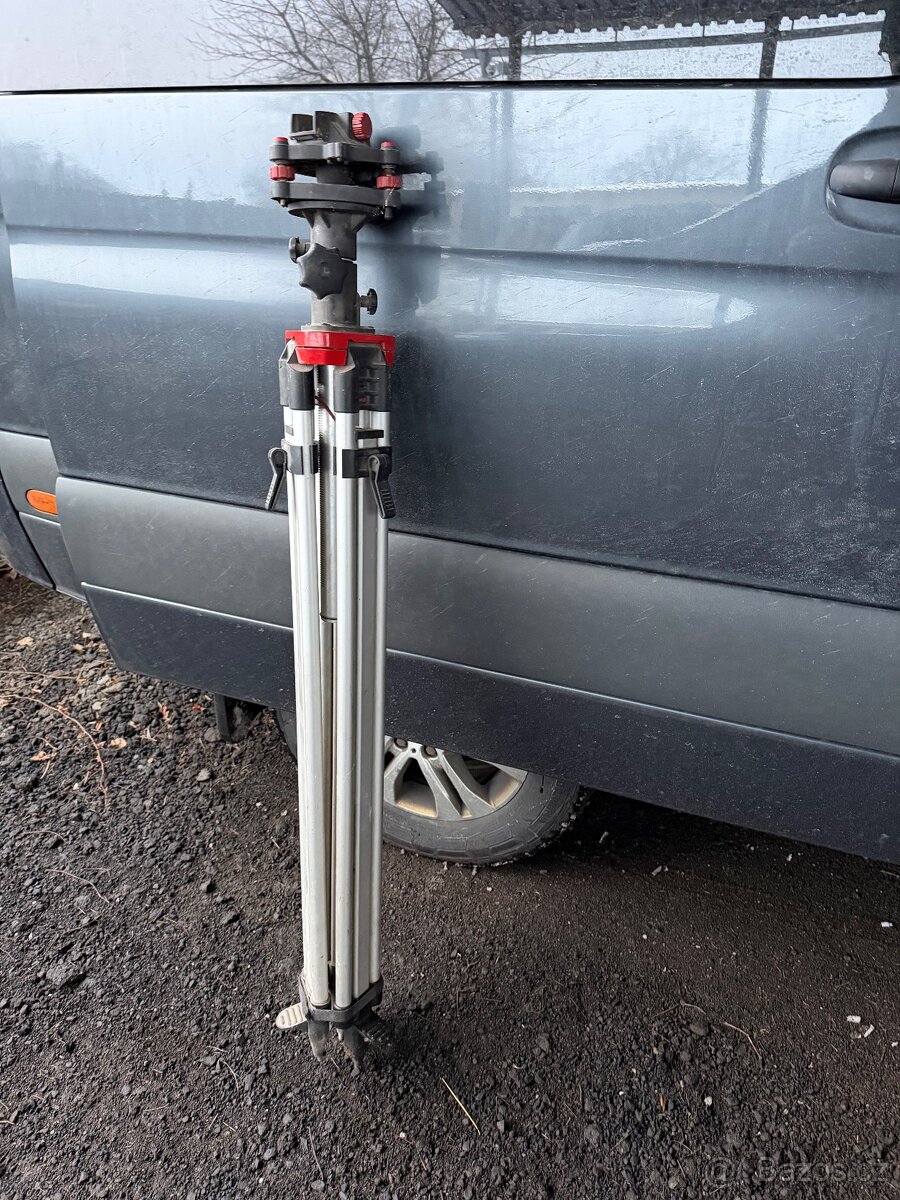 BMI Laserová vodováha + tripod