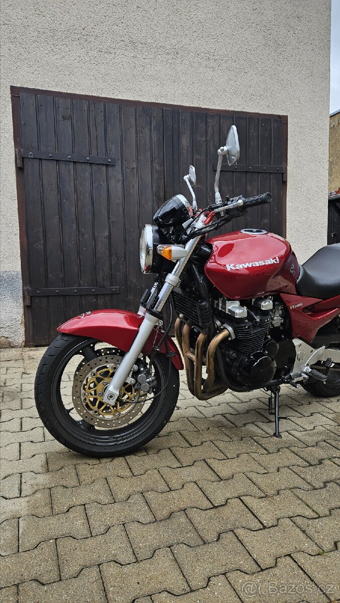 Kawasaki ZR7, r2000
