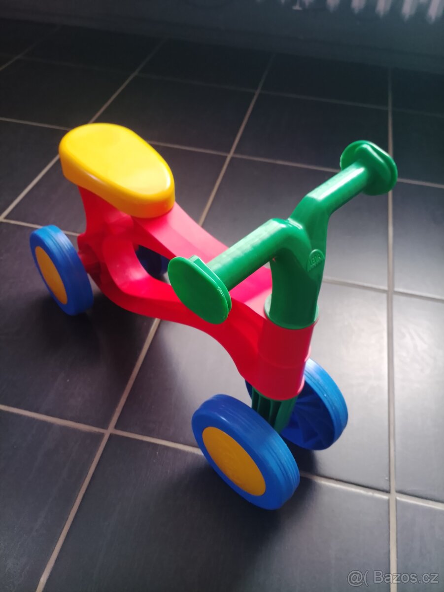 Tříkolka Lena pro nejmenší, 18m+