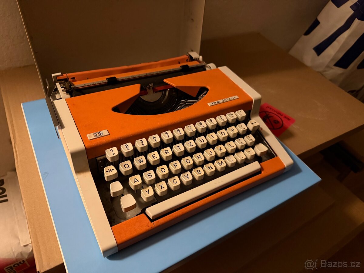 Psací stroj UNIS tbm de Luxe