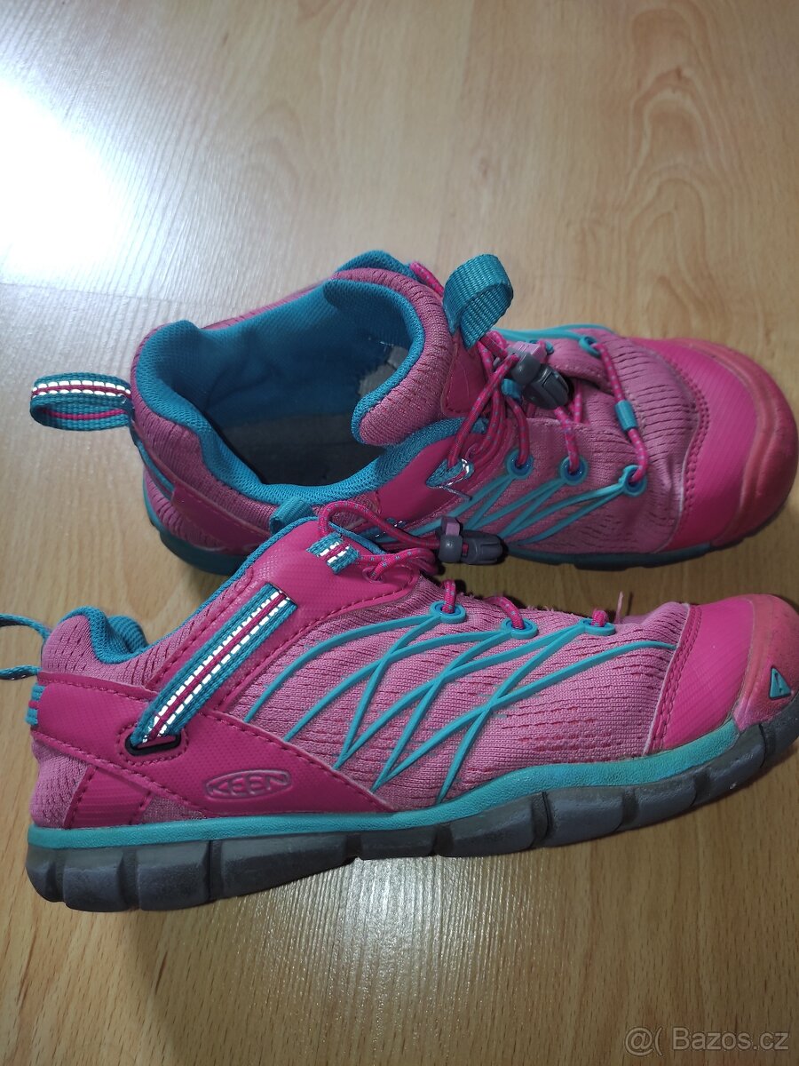 Boty zn. Keen vel.35