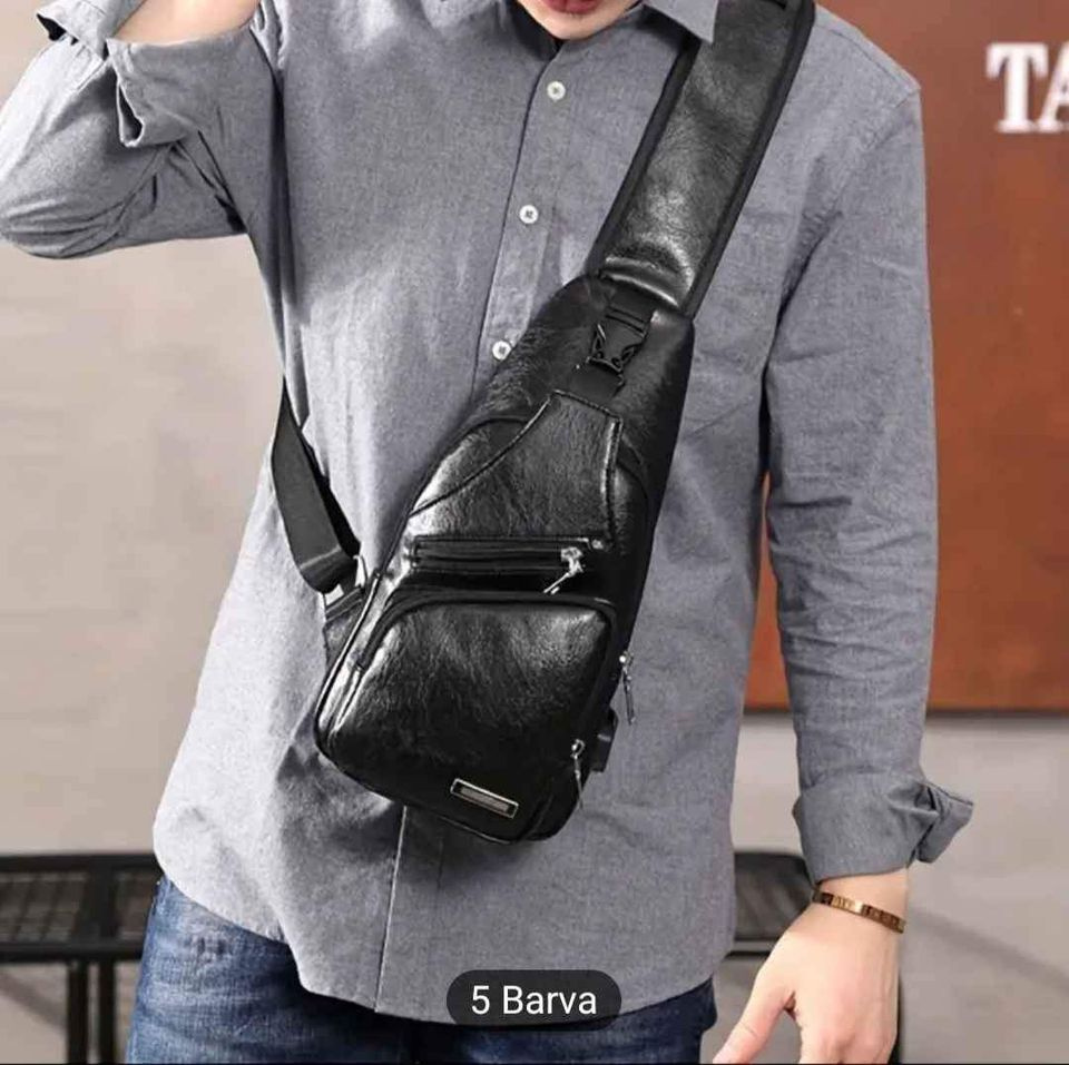 Nová kožená taška