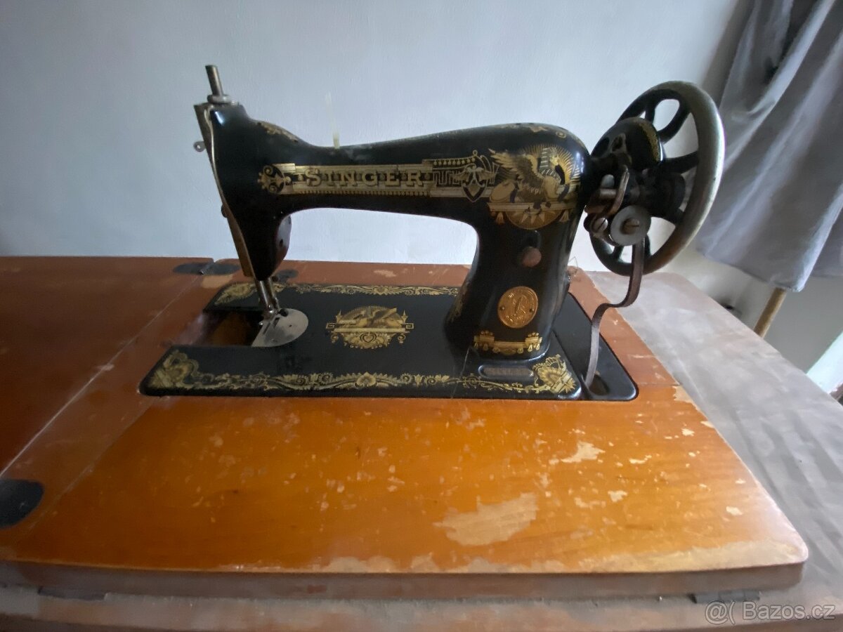 Šicí stroj Singer