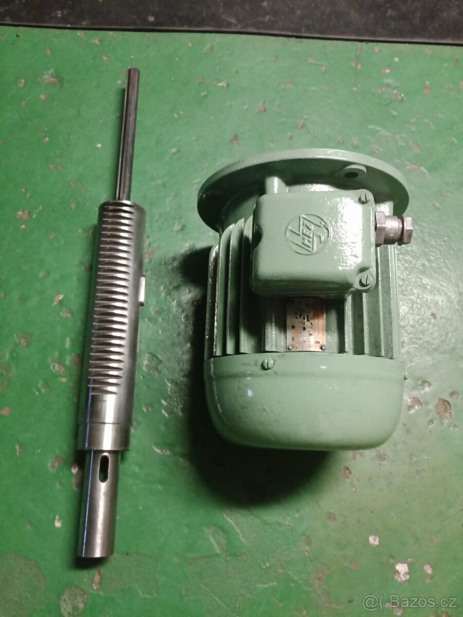 Elektromotor a vřeteno s pinolou