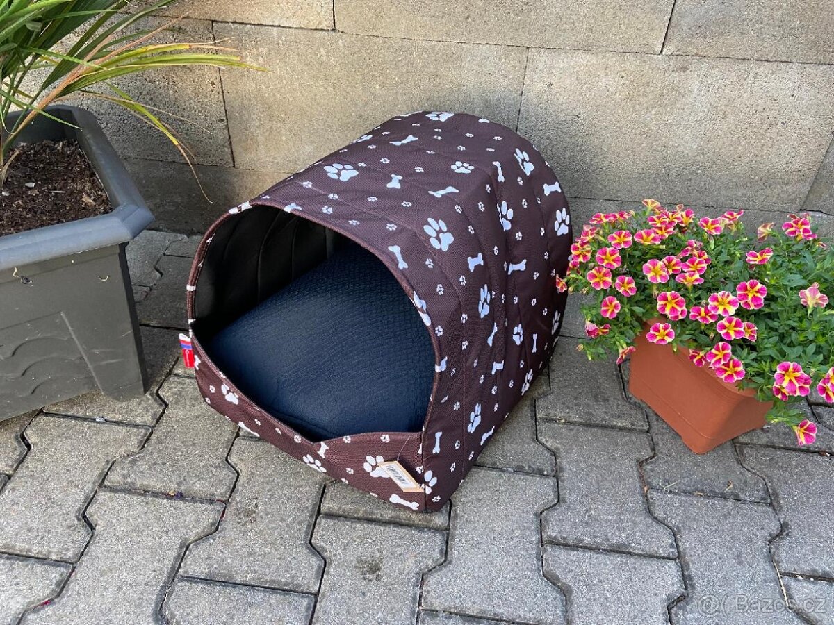 Velice kvalitní boudička = NEPOUŽITÁ = NOVÁ =