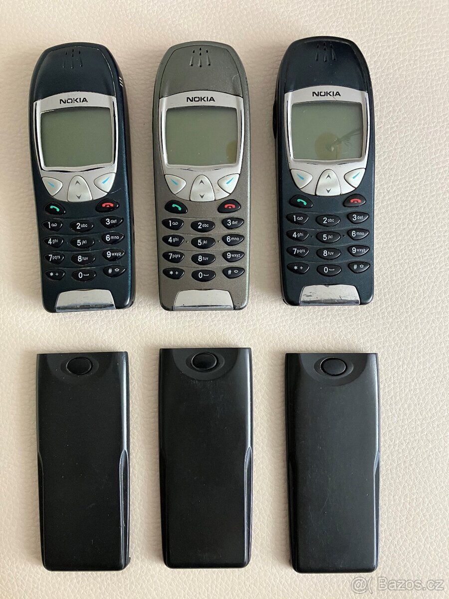 Nokia 6210 - 2 kusy