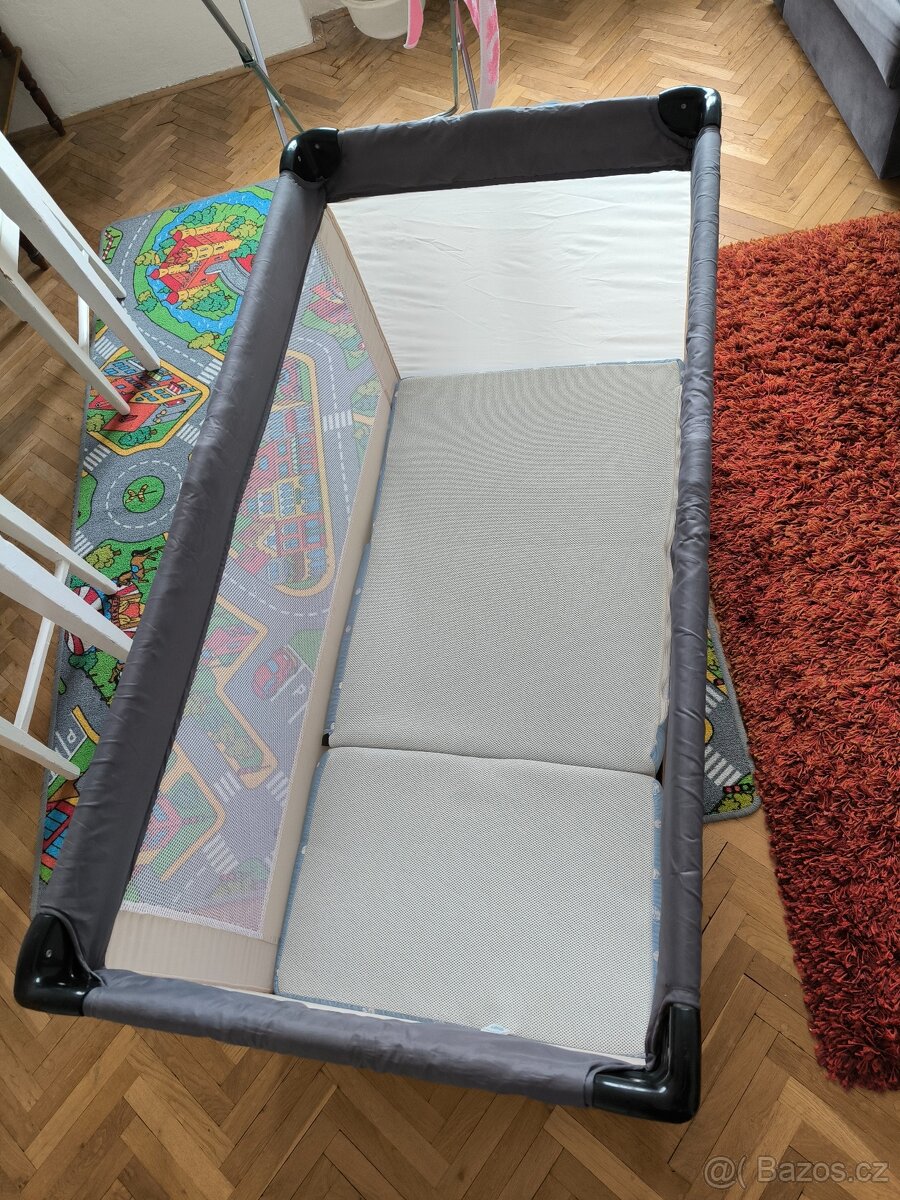Dětská cestovní postýlka - skládací (ohrádka)