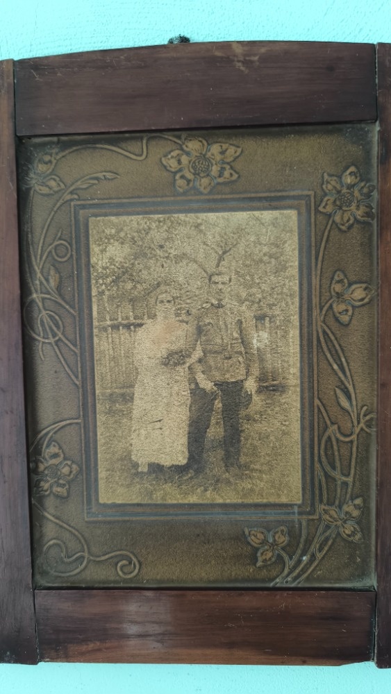 Stará fotografie v rámečku