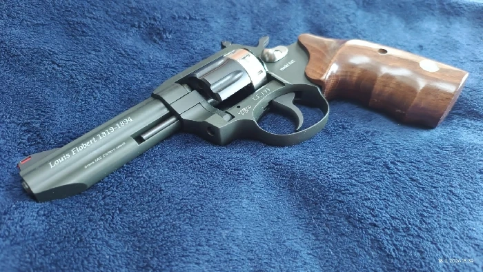Flobert revolver ALFA 641 cal. 6mm "Limited Edition"