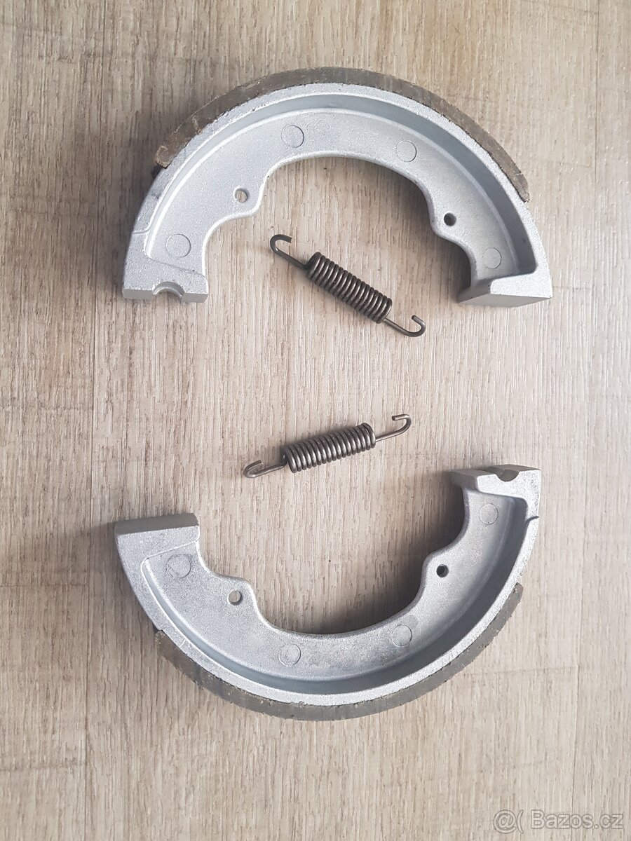 Jawa 50 pionýr brzdové obložení