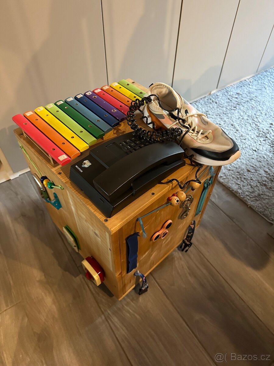 Acivity box, Montessori kostka