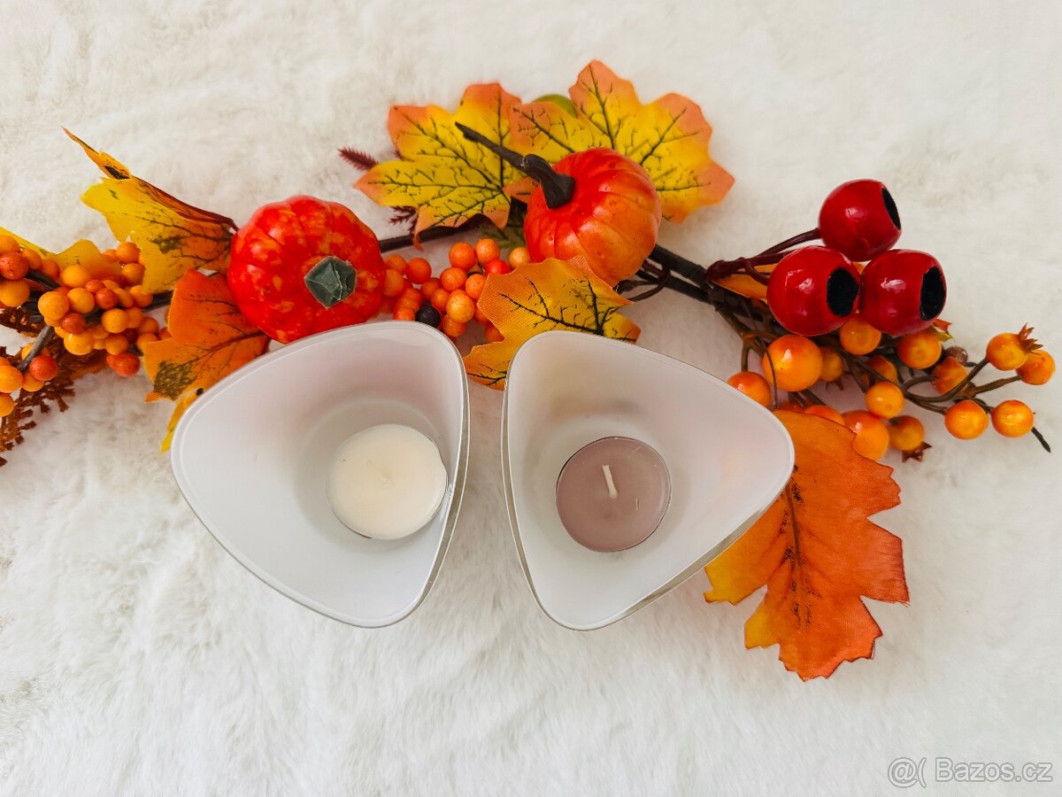 Sada 2 designových svícnů