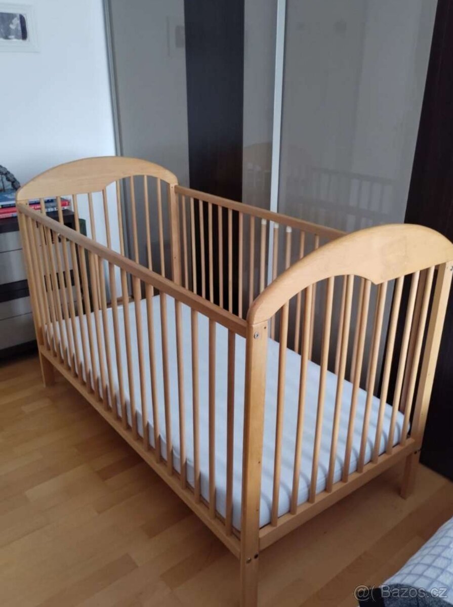 Dětská postýlka 140x70