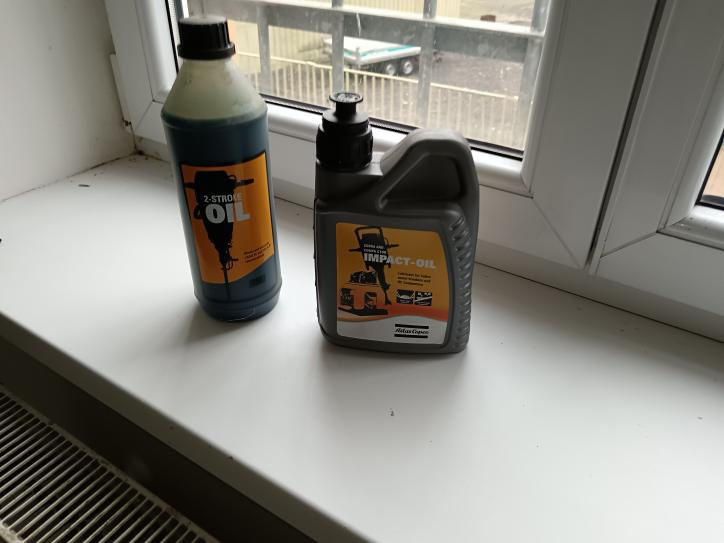 olej do bouracího kladiva COBRA