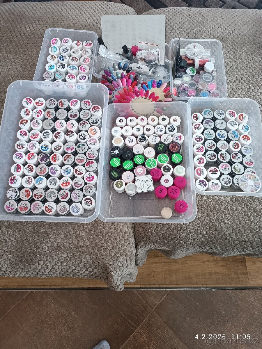 Sada na modelování nehtů