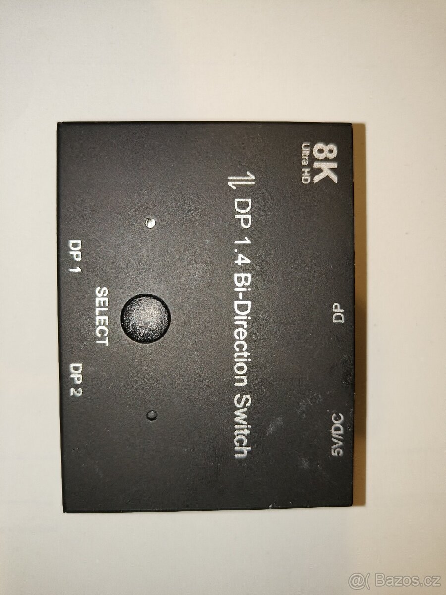 HUB stanice E3033 8K