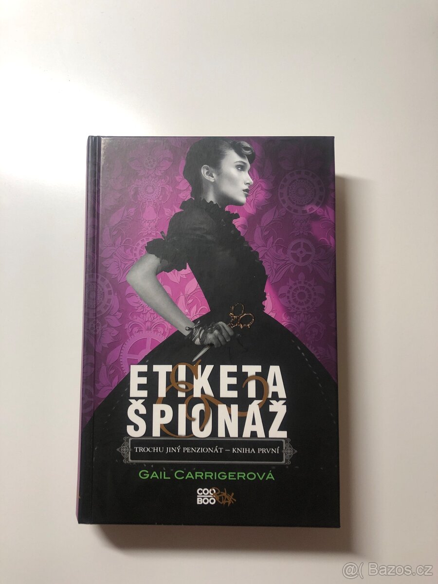 Etiketa a špionáž