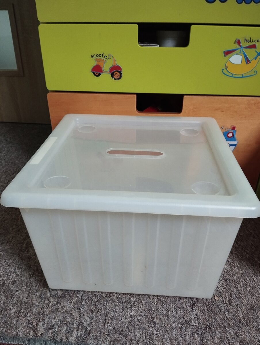 Plastový box ikea