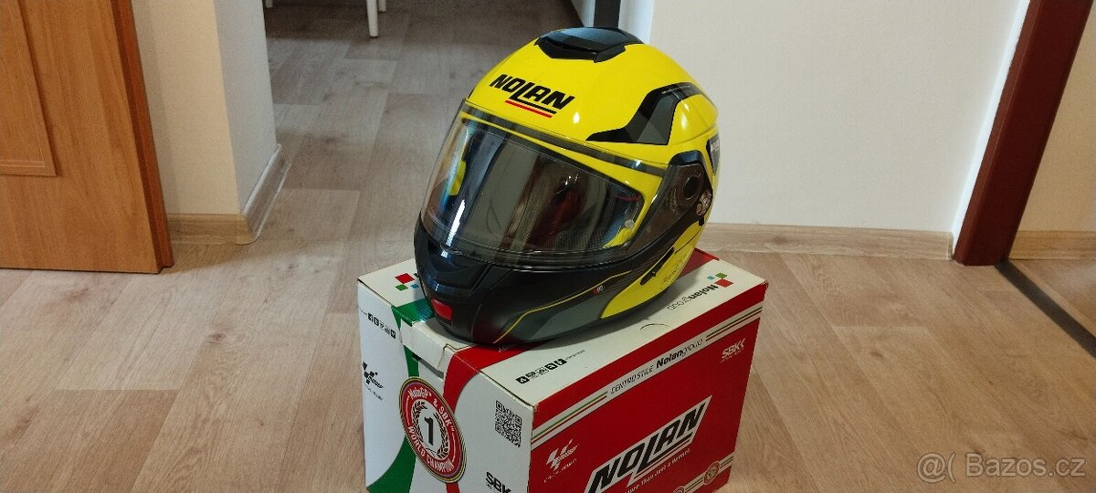 Přilba NOLAN N90-2.