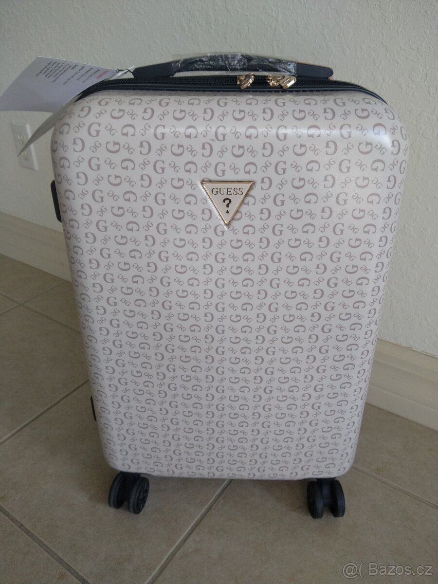 Guess - kabinové zavazadlo.