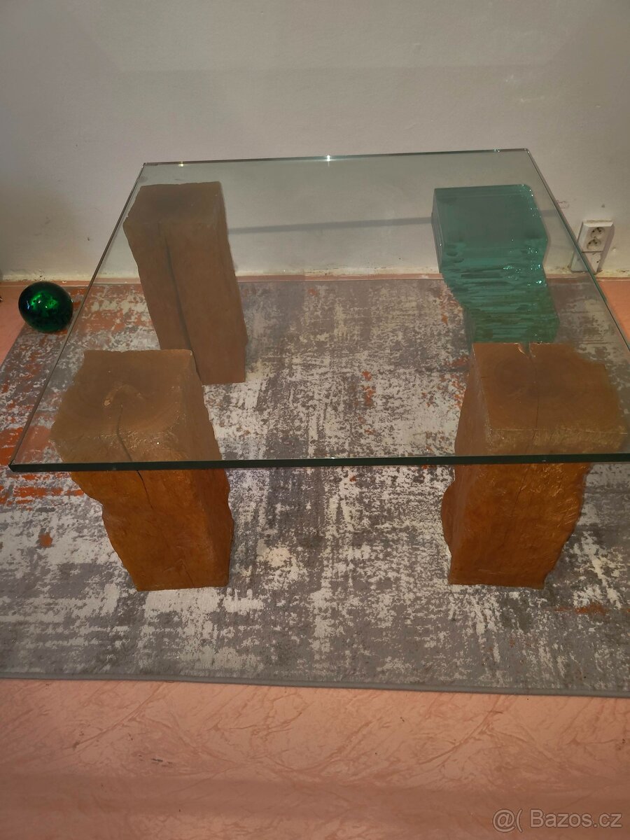 Designový skleněný stůl – 90×90 cm, sklo 12 mm