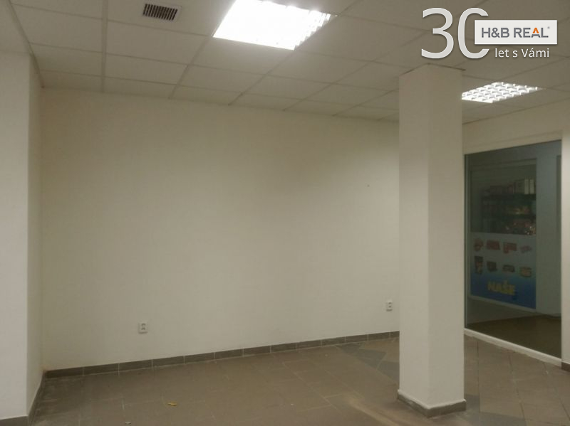 Pronájem komerčního prostoru (obchod, 43m2, Hranice)