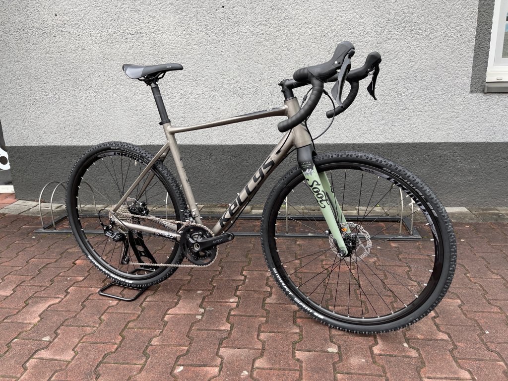 Nové Gravel kolo Kellys SOOT 50